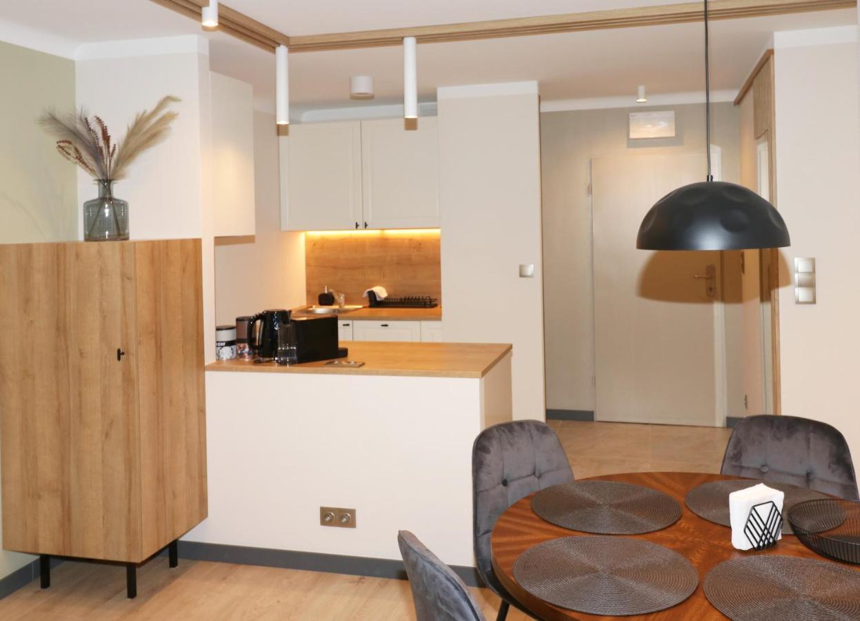 Falcon Apartment Center 3 Krolewska Warschau Buitenkant foto